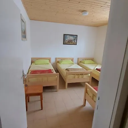 Hostel Ticarjev Dom At Vrsic Pass