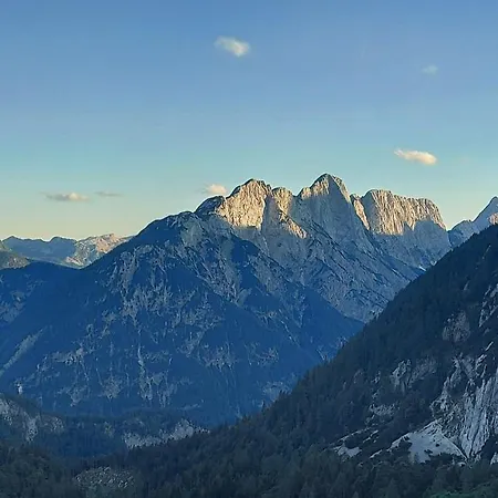 Ticarjev Dom At Vrsic Pass