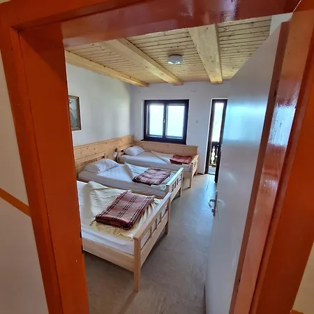 Ticarjev Dom At Vrsic Pass Hostel