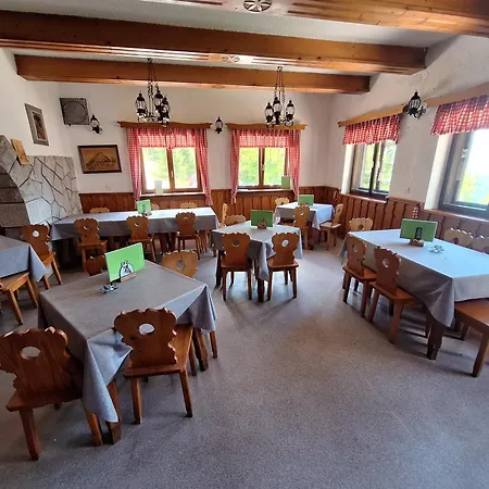 Hostel Ticarjev Dom At Vrsic Pass *