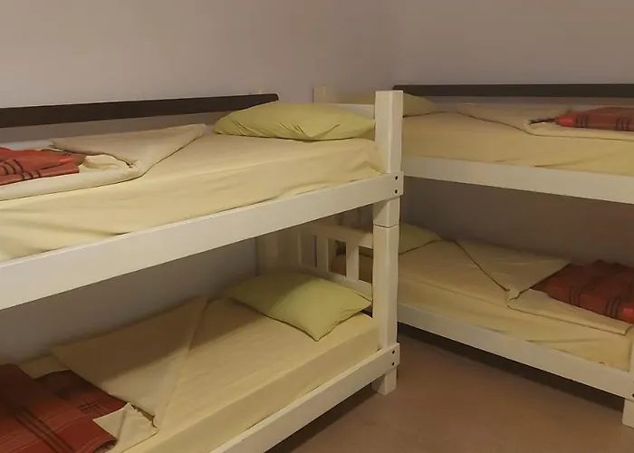 Ticarjev Dom At Vrsic Pass *