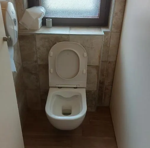 Hostel Ticarjev Dom At Vrsic Pass