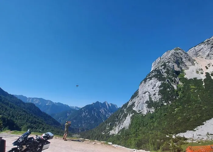 Ticarjev Dom At Vrsic Pass Soča