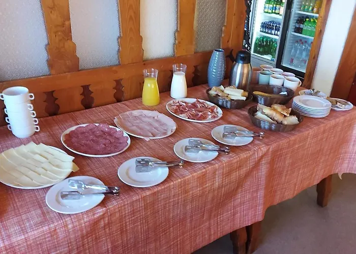 Ticarjev Dom At Vrsic Pass Hostel Soča