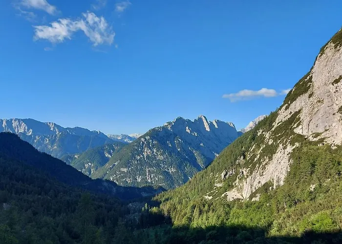 Ticarjev Dom At Vrsic Pass