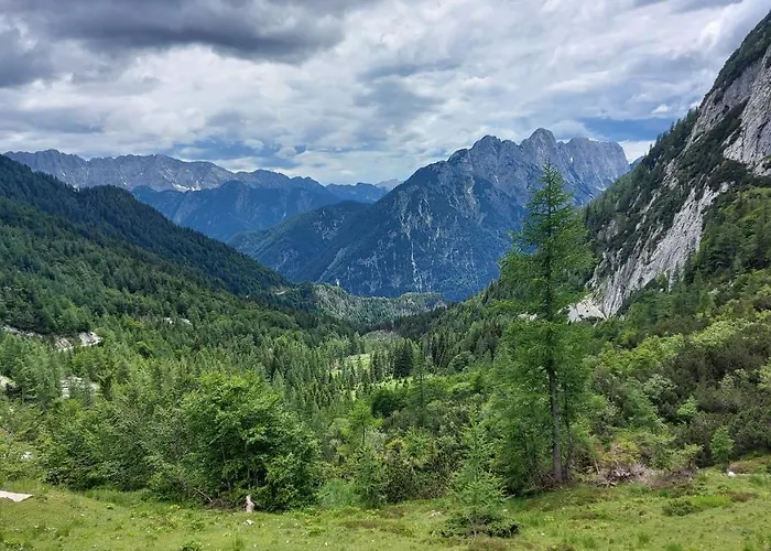 Ticarjev Dom At Vrsic Pass Soča