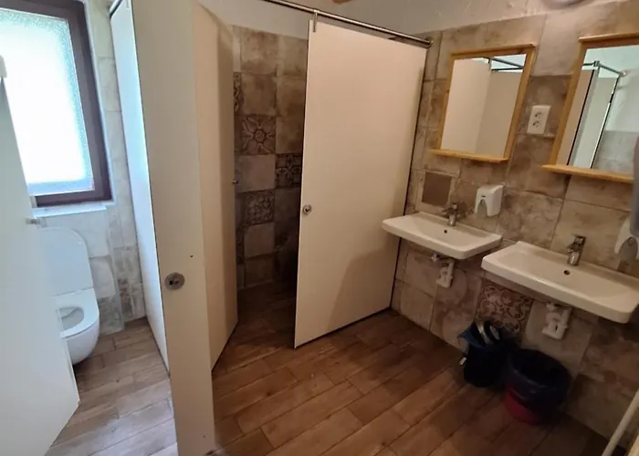 Hostel Ticarjev Dom At Vrsic Pass