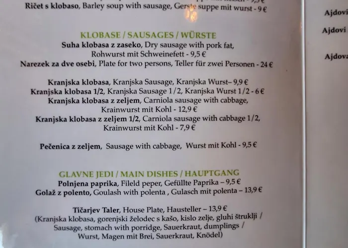 Hostel Ticarjev Dom At Vrsic Pass Soča