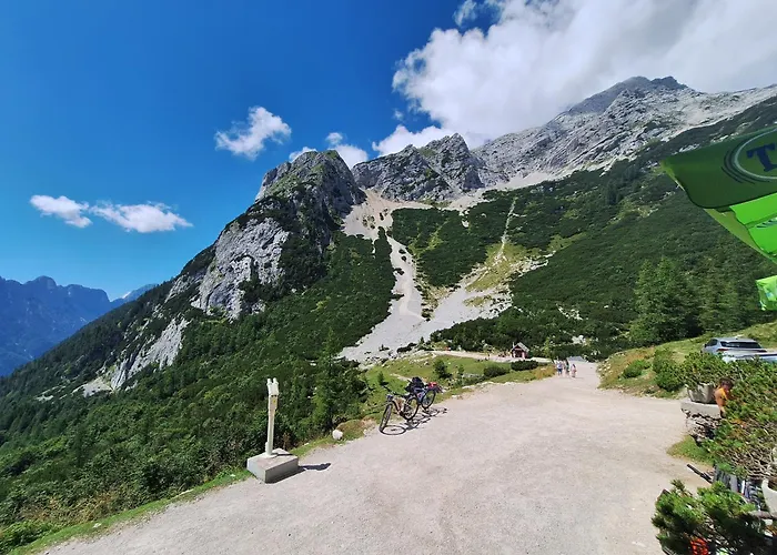 Ticarjev Dom At Vrsic Pass *